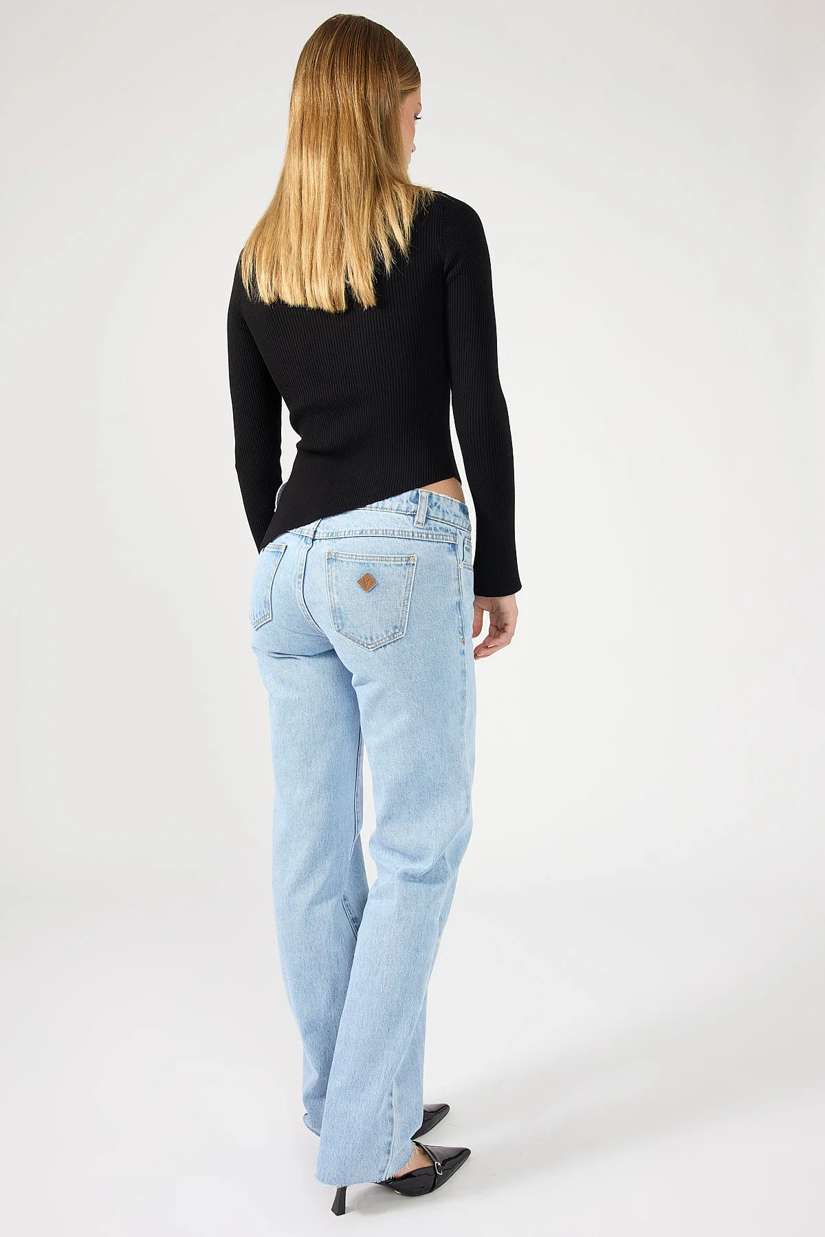 Abrand A 99 Low Straight Jean Walk Away - Image 3
