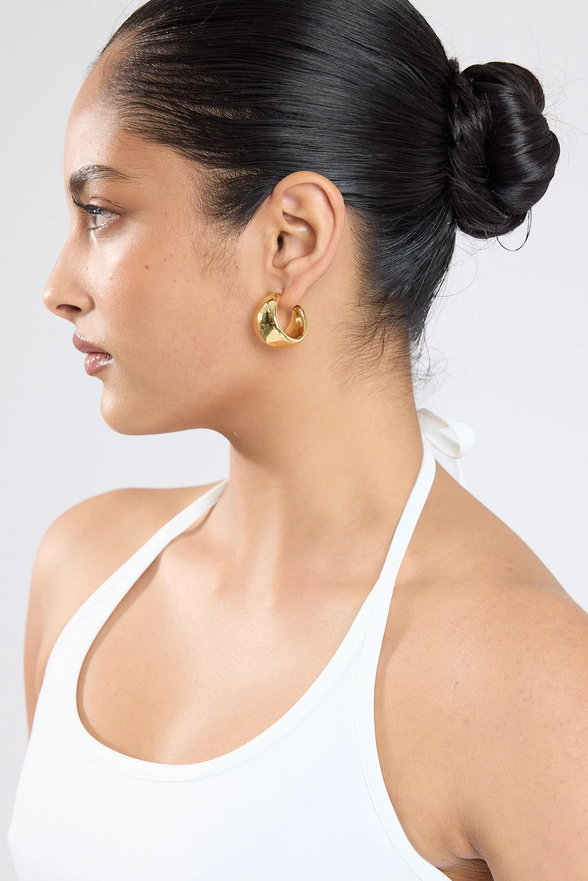 Perfect Stranger Fiona Hoop Earrings 18k Gold Plated - Image 3