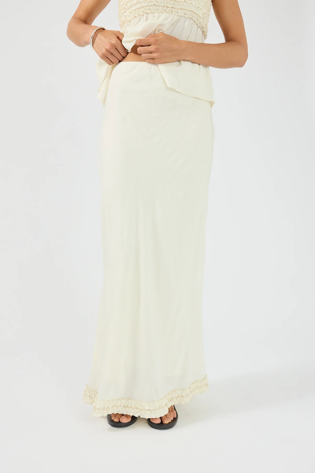 Perfect Stranger Jada Frill Maxi Skirt Off White - Image 6