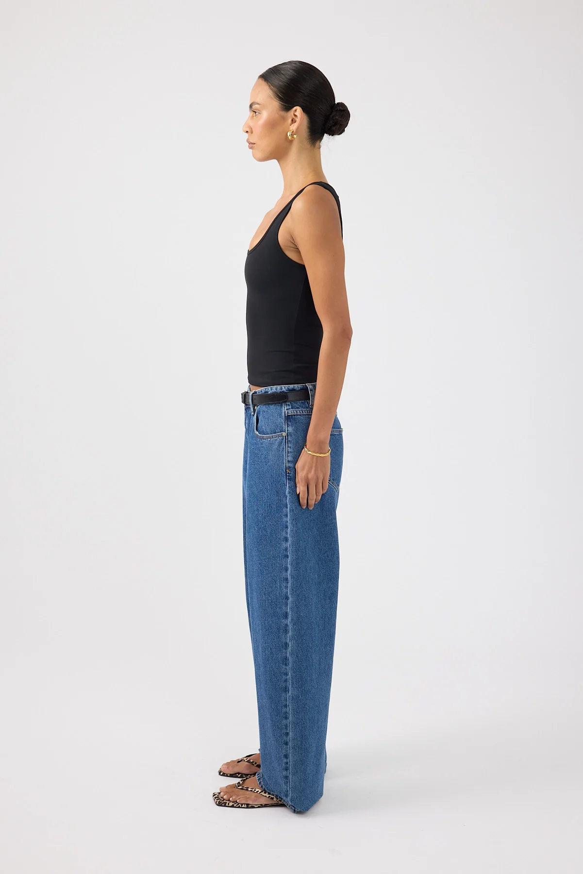 Perfect Stranger Luma Stretch Tank Top Black - Image 3