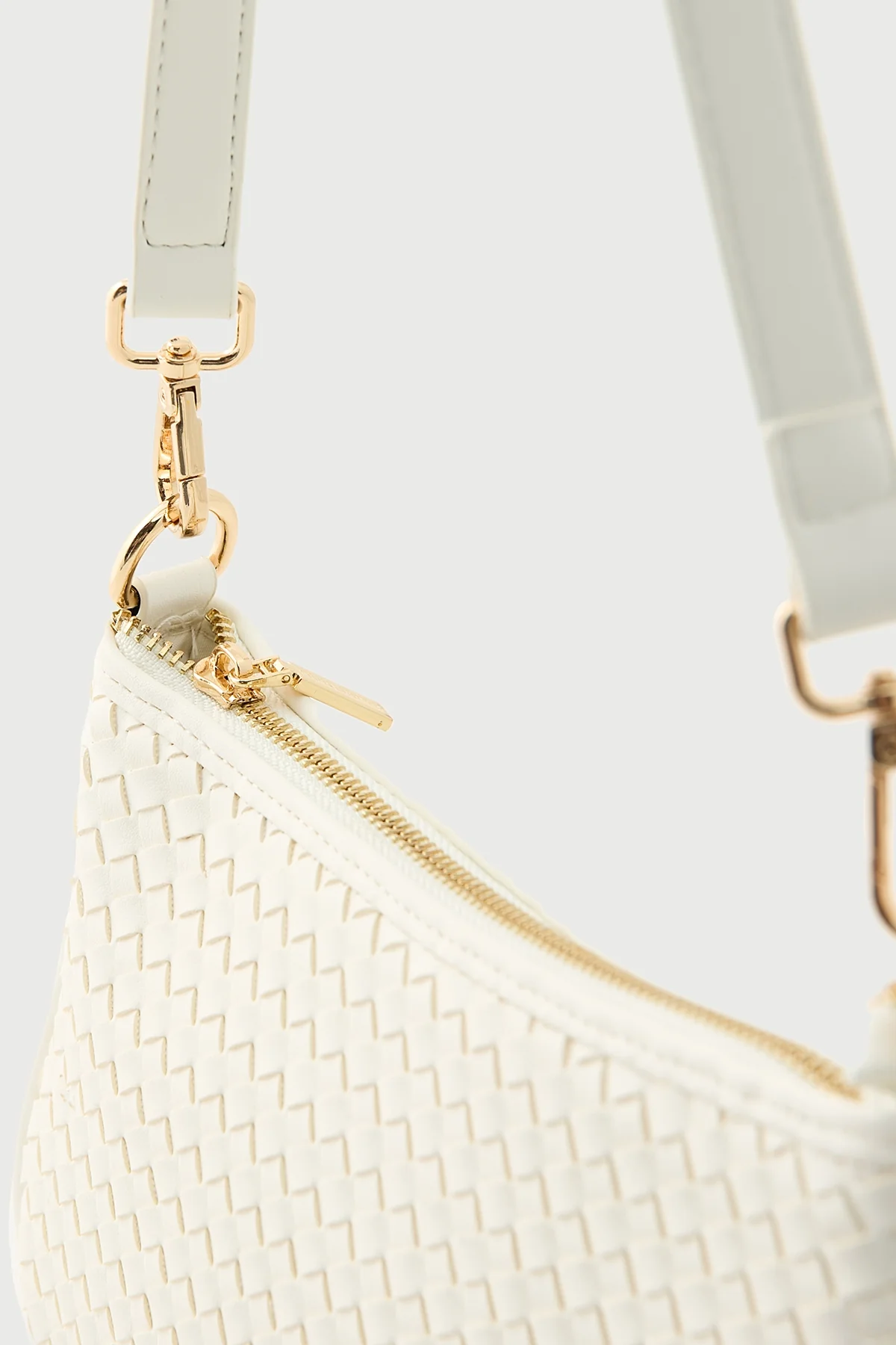 Perfect Stranger Monaco Woven Bag Cream - Image 3