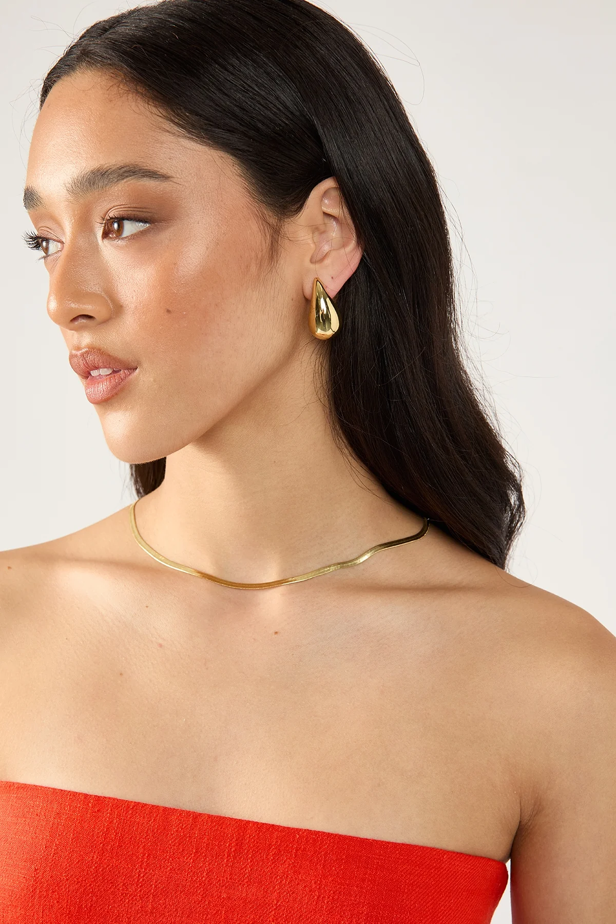 Perfect Stranger Sophia Earrings 18k Gold Plated - Image 4